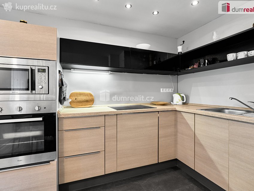 Prodej bytu 3+kk 66 m^2 Husova, Jáchymov 