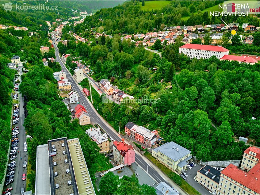 Prodej bytu 3+kk 66 m^2 Husova, Jáchymov 