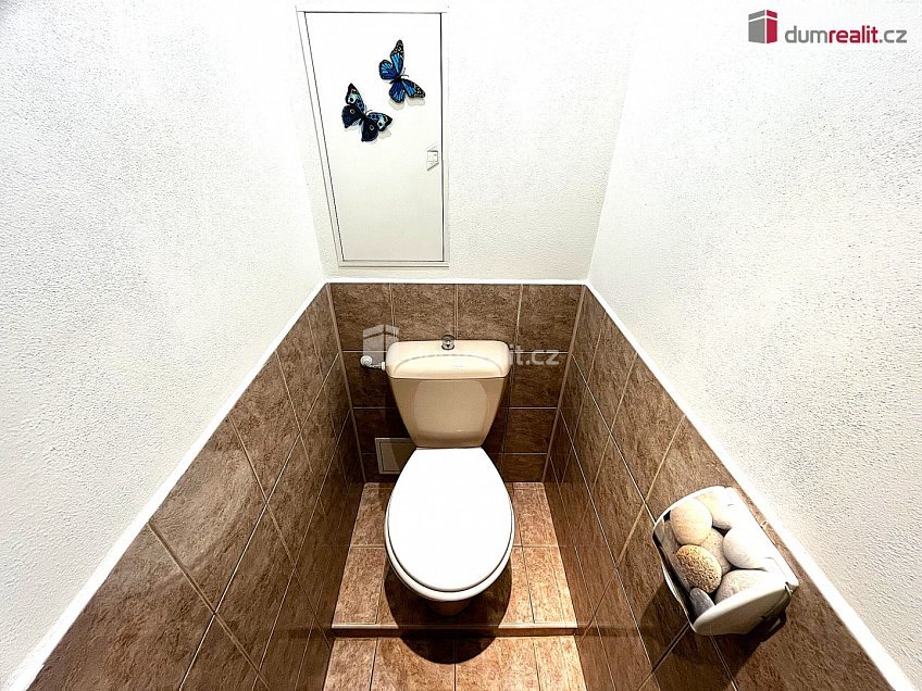 Prodej bytu 4+1 77 m^2 Mírová, Loket 