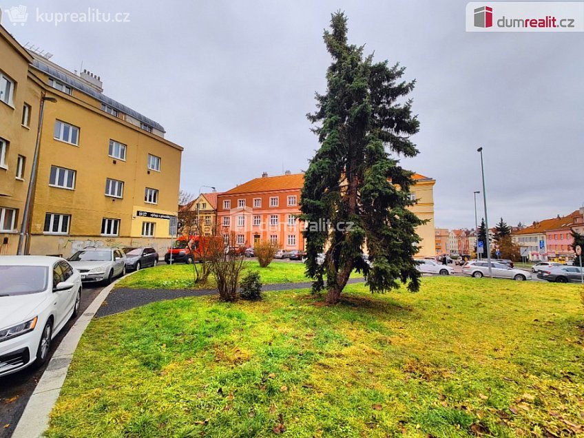 Pronájem bytu 2+kk 57 m^2 Mrštíkova, Praha 10 