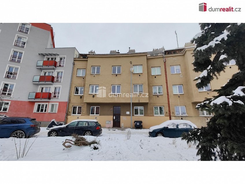 Pronájem bytu 2+kk 57 m^2 Mrštíkova, Praha 10 