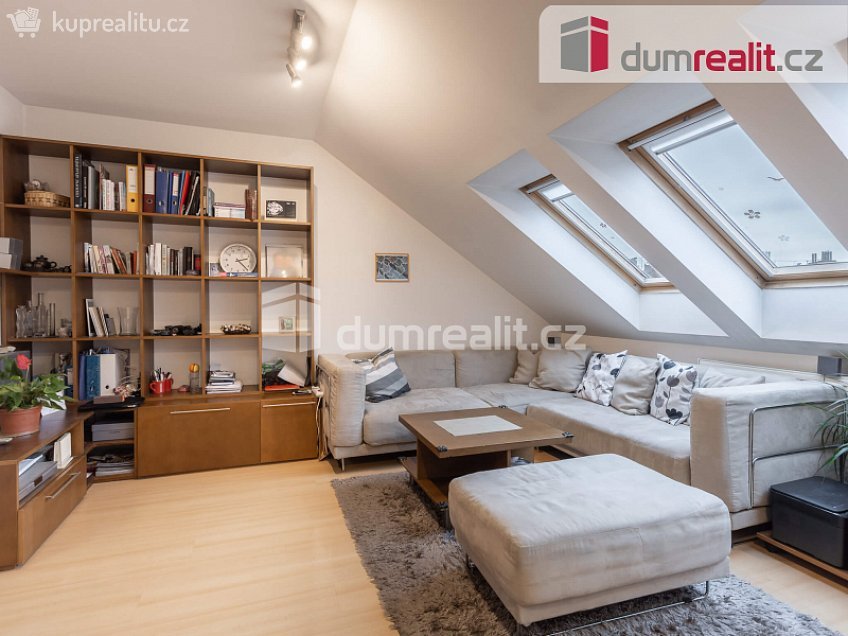 Prodej bytu 2+kk 62 m^2 Na sypkém, Praha 8 