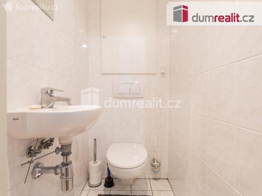 Prodej bytu 2+kk 62 m^2 Na sypkém, Praha 8 