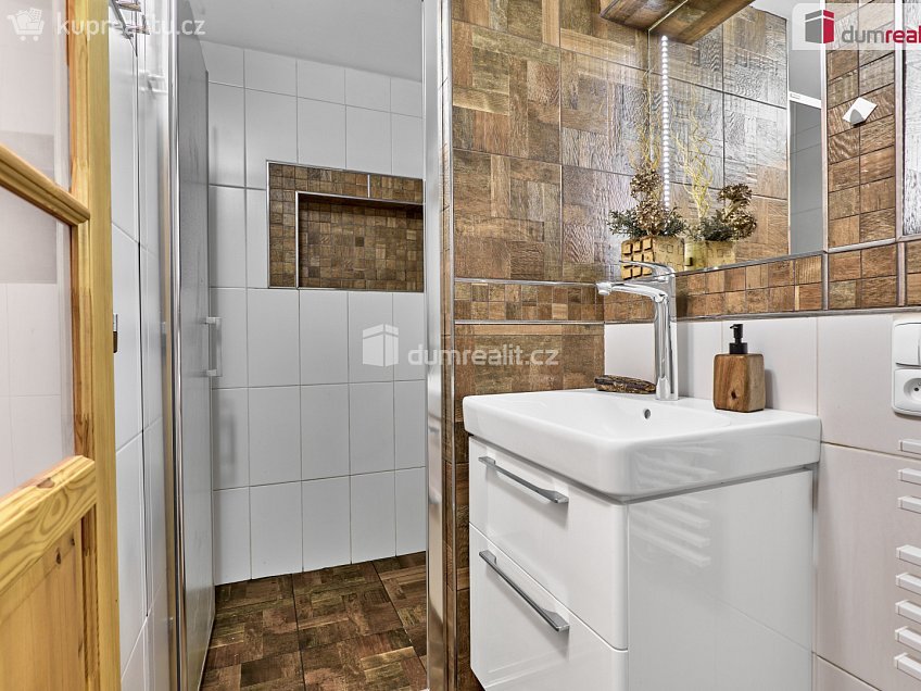 Prodej  chalupy 160 m^2 Čichalov, Čichalov 