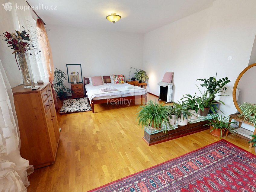 Prodej  rodinného domu 132 m^2 Rožďalovice, Rožďalovice 