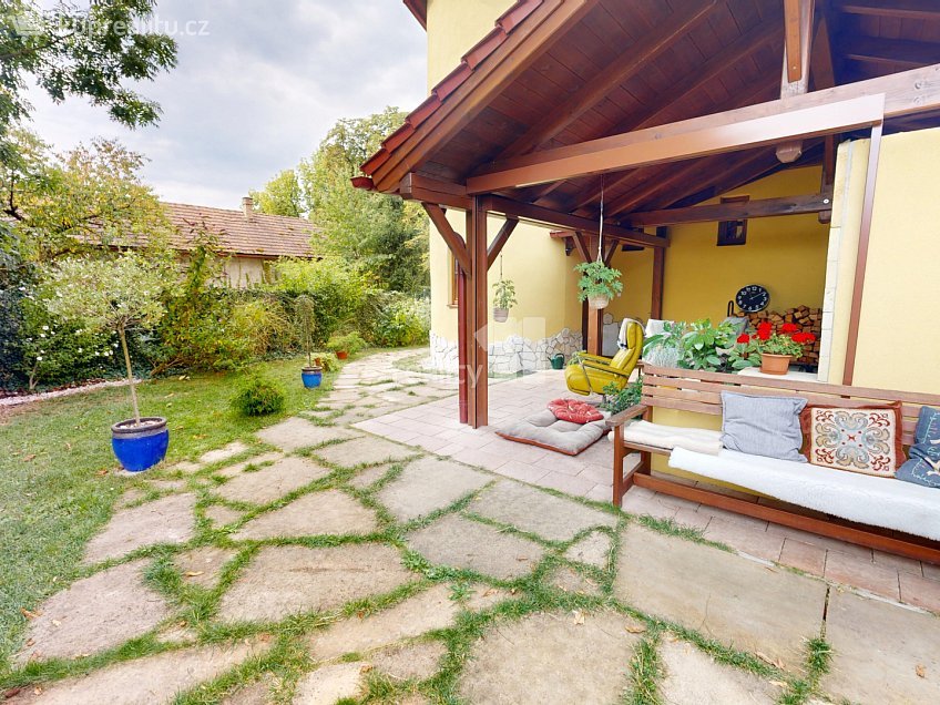 Prodej  rodinného domu 132 m^2 Rožďalovice, Rožďalovice 