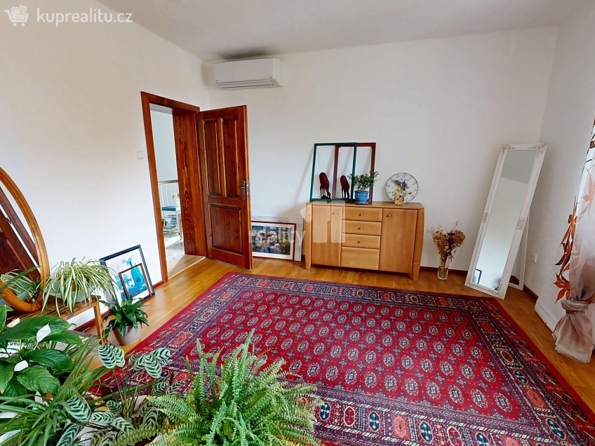 Prodej  rodinného domu 132 m^2 Rožďalovice, Rožďalovice 