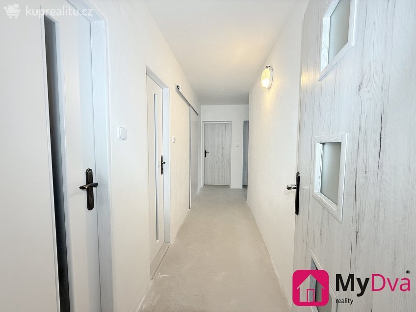 Prodej  rodinného domu 102 m^2 Ugartova, Znojmo 