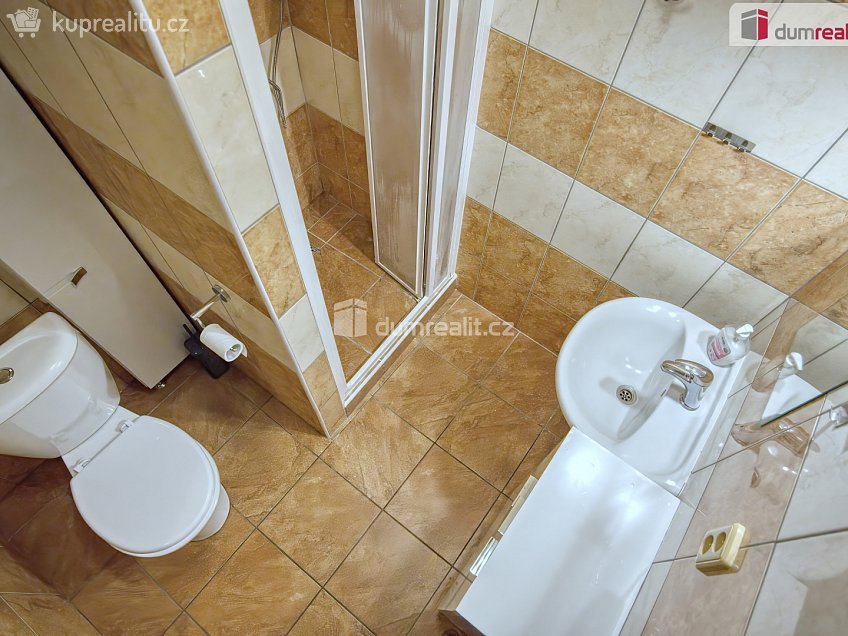 Pronájem bytu 2+kk 55 m^2 Růžová, Neratovice 