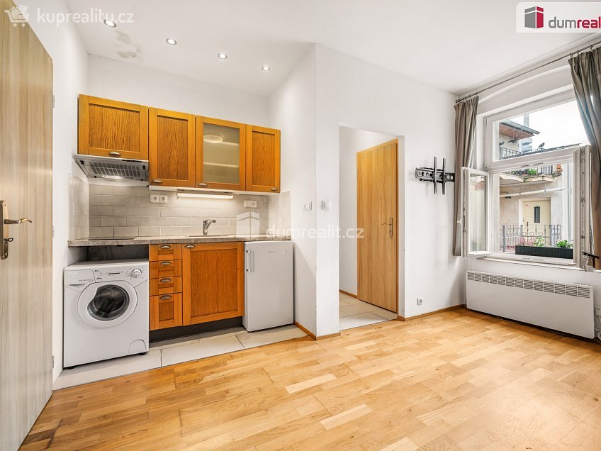 Prodej bytu 1+kk 19 m^2 Milíčova, Praha 3 