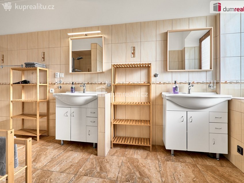 Prodej  ubytovacího zařízení 570 m^2 Chelčického, Chlum u Třeboně 