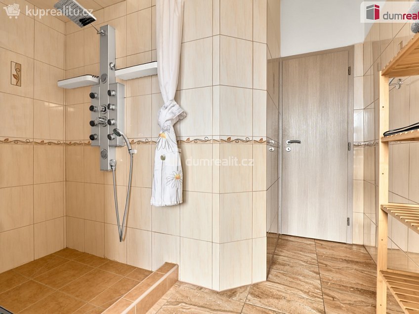 Prodej  ubytovacího zařízení 570 m^2 Chelčického, Chlum u Třeboně 