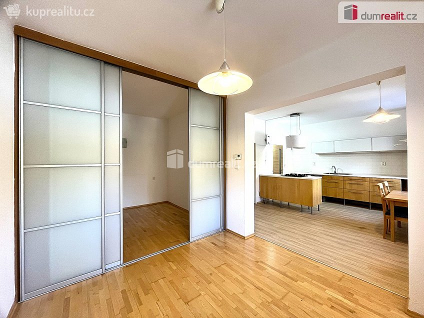 Prodej bytu 2+1 71 m^2 Lesní, Františkovy Lázně 