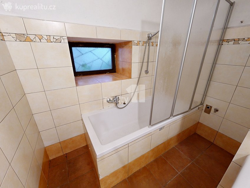 Prodej  rodinného domu 91 m^2 Říhova, Habry 