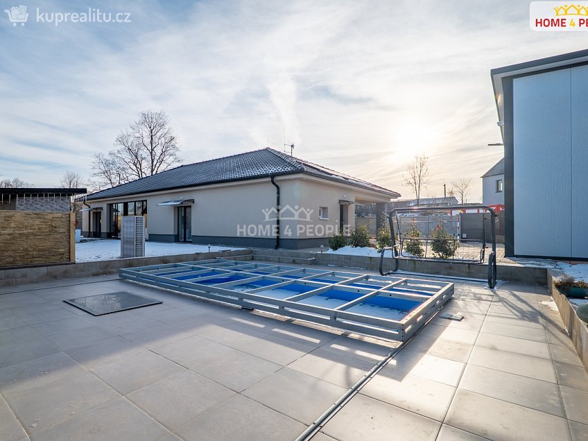 Prodej  rodinného domu 166 m^2 Rostoklaty, Rostoklaty 