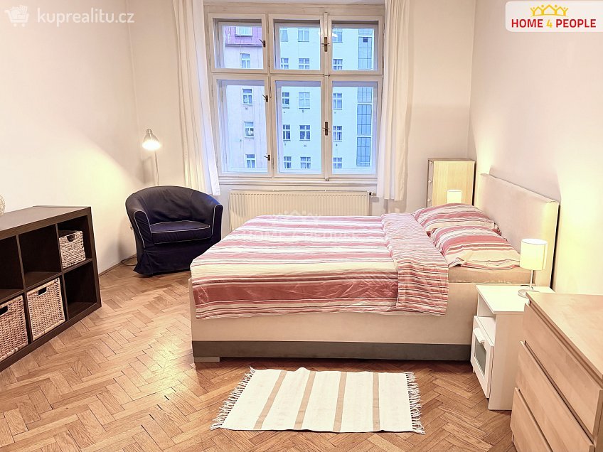 Pronájem bytu 2+1 48 m^2 Biskupcova, Praha 3 