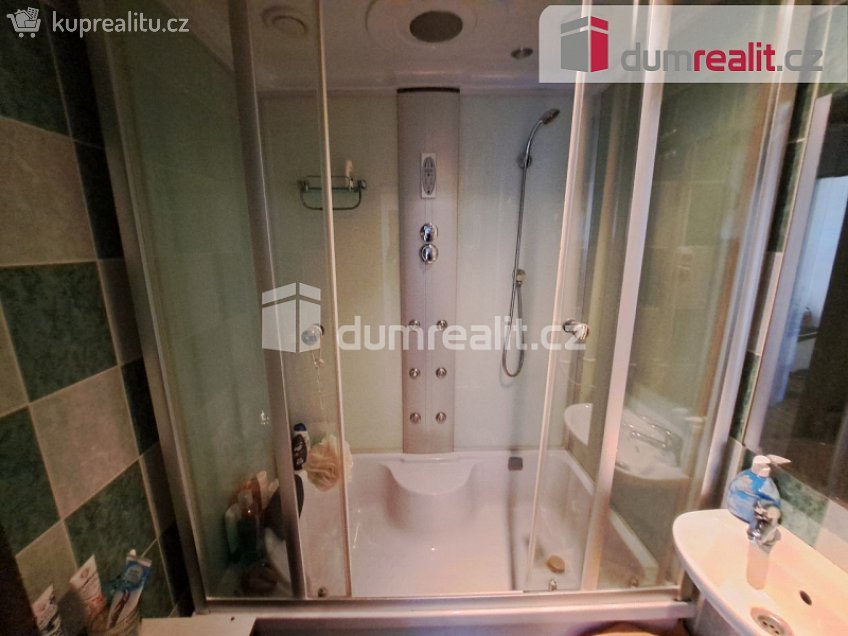 Pronájem bytu 2+1 55 m^2 Sídliště, Rotava 