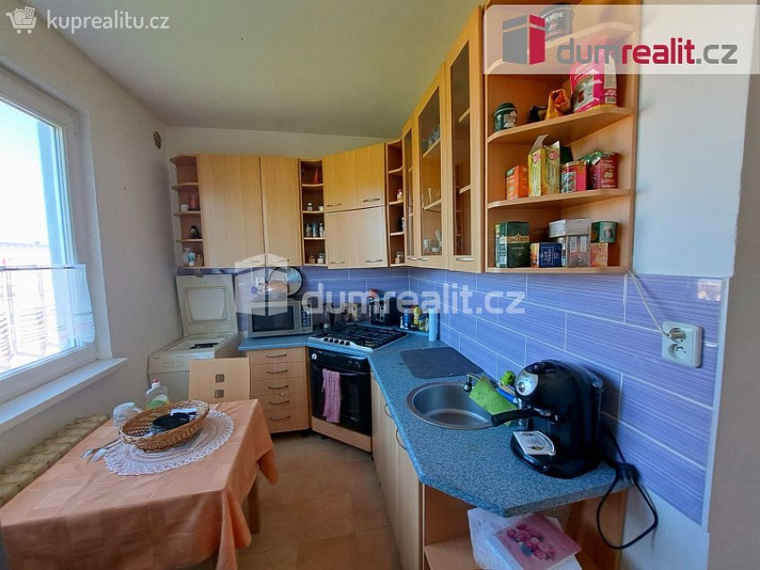 Pronájem bytu 2+1 55 m^2 Sídliště, Rotava 