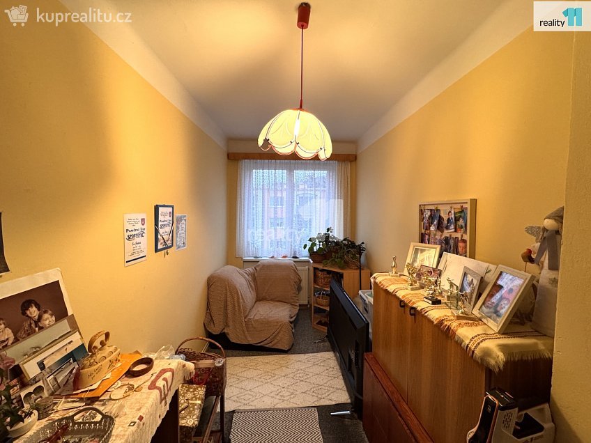 Prodej bytu 3+1 69 m^2 Krásnostudenecká, Děčín 