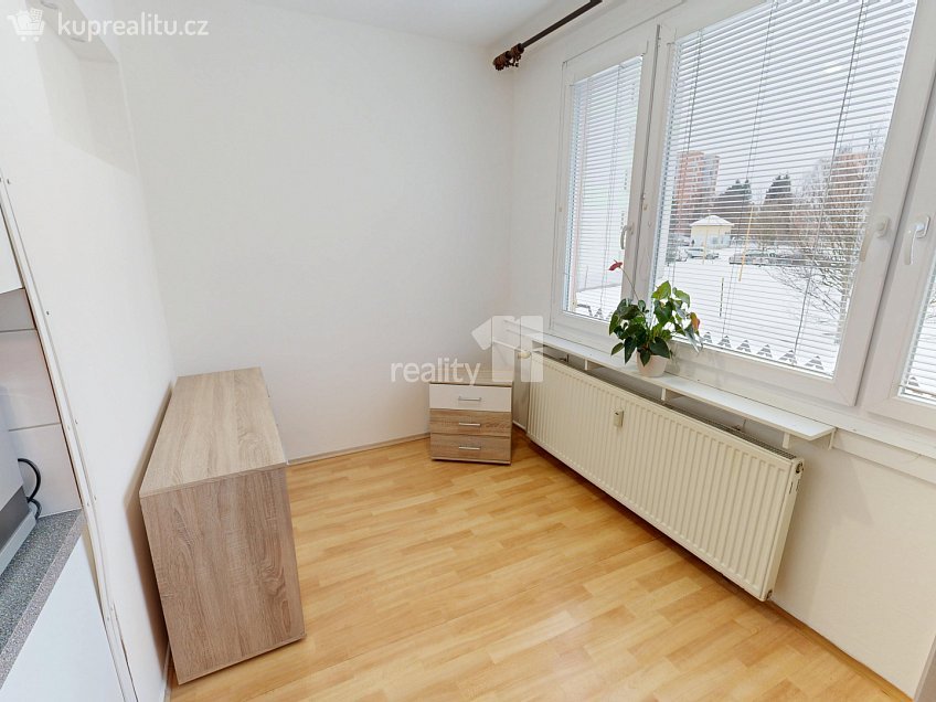 Prodej bytu 3+1 69 m^2 Lužická, Humpolec 