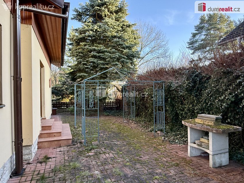 Prodej  vily 330 m^2 Ladova, Mariánské Lázně 