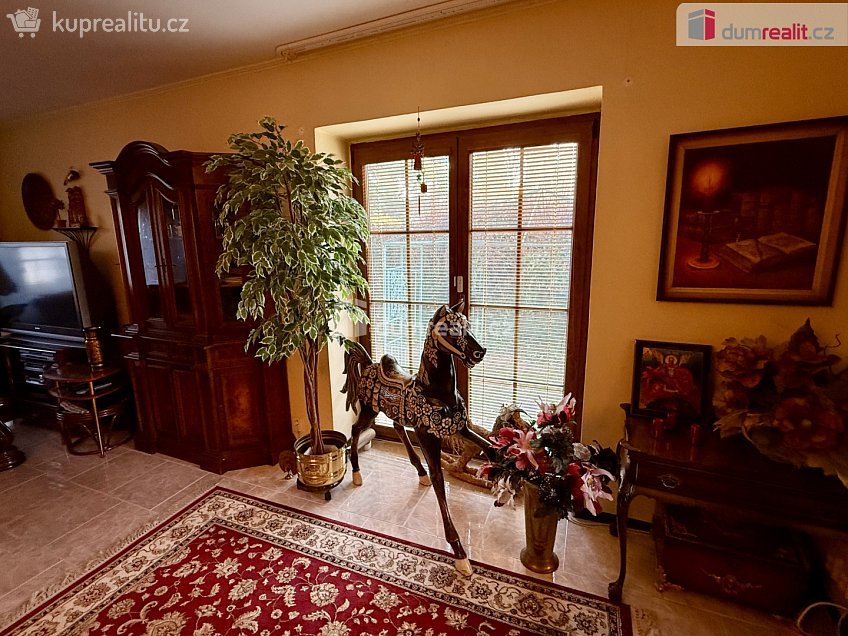 Prodej  vily 330 m^2 Ladova, Mariánské Lázně 