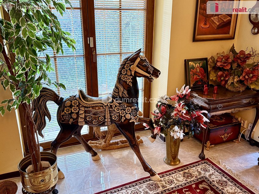 Prodej  vily 330 m^2 Ladova, Mariánské Lázně 