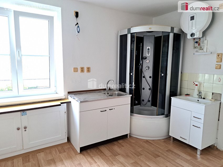 Pronájem bytu 1+1 42 m^2 Za Válcovnou, Ústí nad Labem 