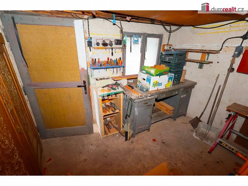 Pronájem  rodinného domu 75 m^2 Na Košíku, Praha 15 