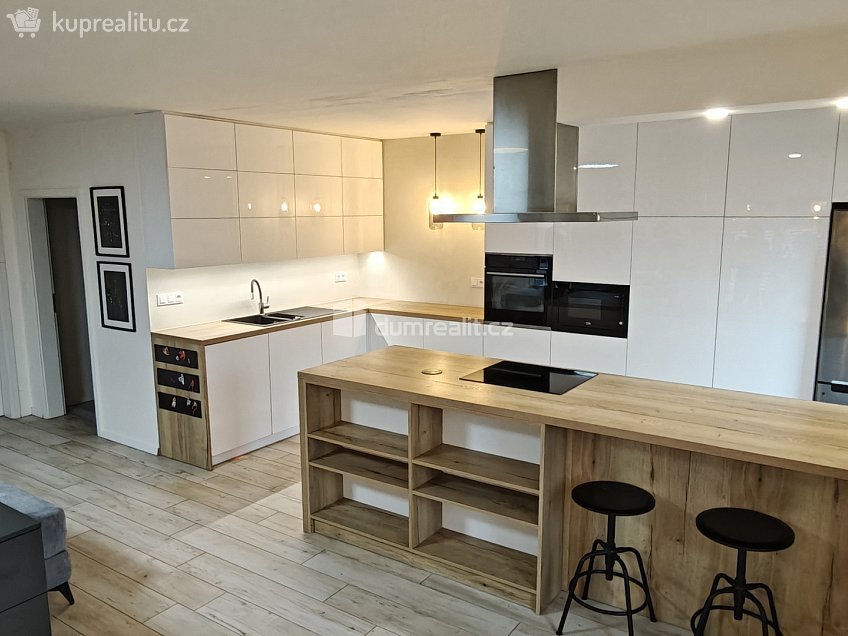 Prodej  rodinného domu 120 m^2 Na Cihelně, Kostelec nad Labem 