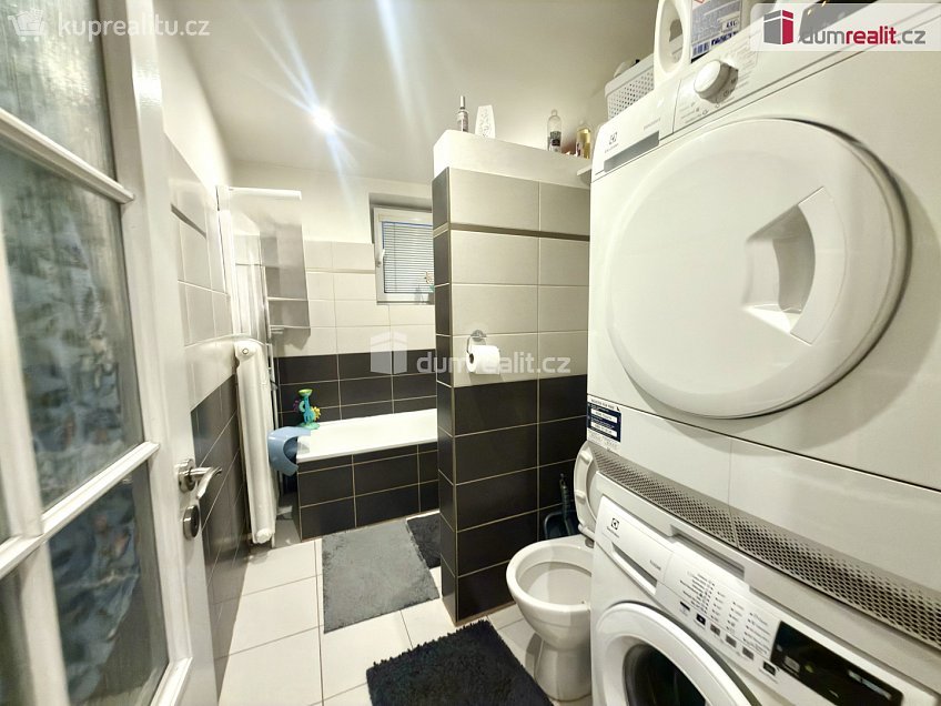 Pronájem bytu 3+1 56 m^2 Pionýrů, Ústí nad Labem 