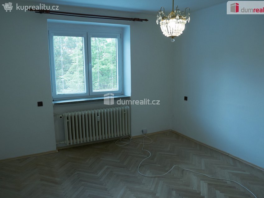 Prodej bytu 1+1 32 m^2 Kyjevská, Kladno 