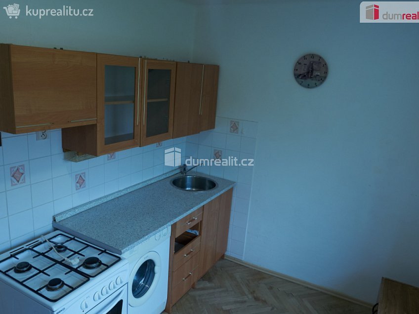 Prodej bytu 1+1 32 m^2 Kyjevská, Kladno 