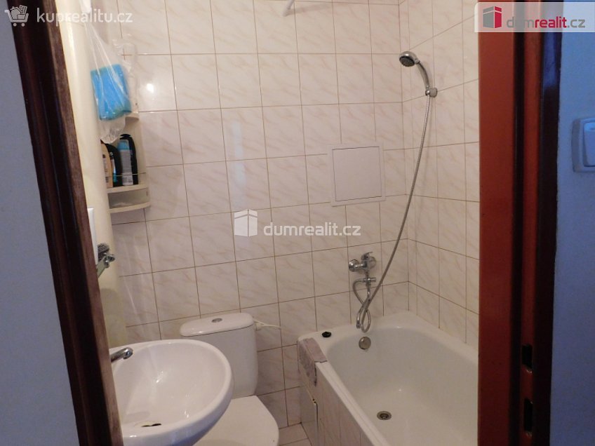 Prodej bytu 1+1 32 m^2 Kyjevská, Kladno 