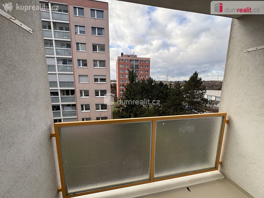 Pronájem bytu 3+1 62 m^2 Manželů Dostálových, Praha 14 