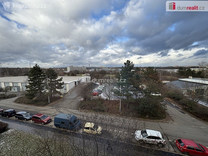 Pronájem bytu 3+1 62 m^2 Manželů Dostálových, Praha 14 