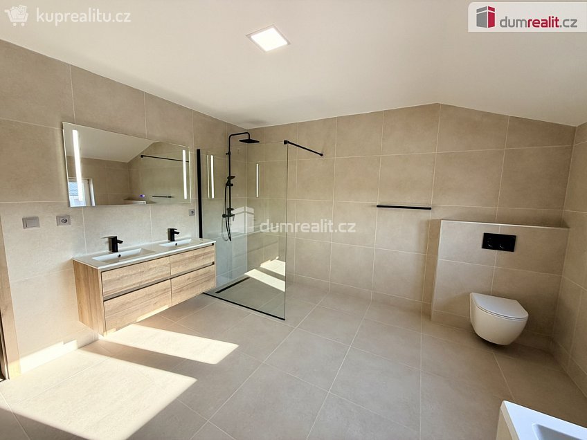 Pronájem  rodinného domu 136 m^2 Huštěnovice, Huštěnovice 