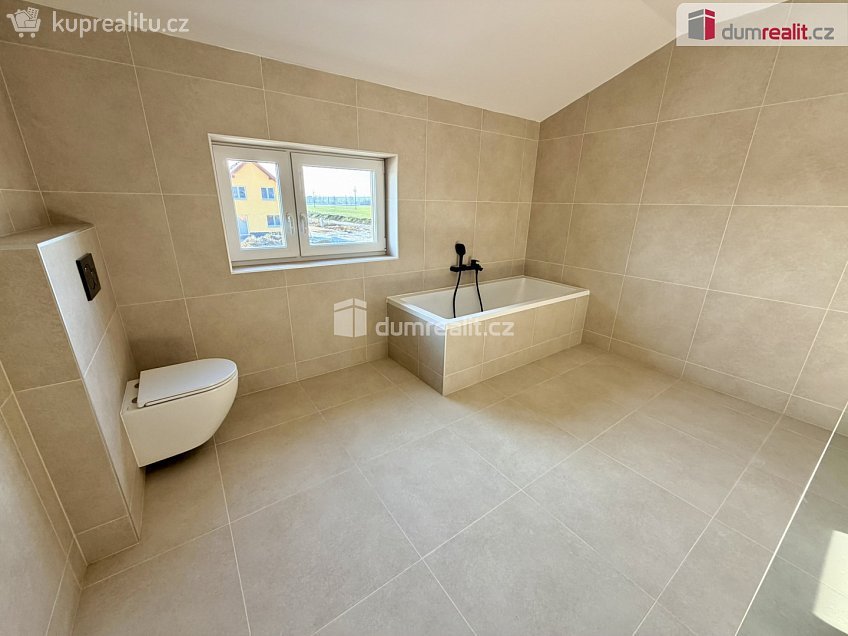 Pronájem  rodinného domu 136 m^2 Huštěnovice, Huštěnovice 