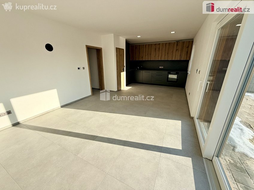 Pronájem  rodinného domu 136 m^2 Huštěnovice, Huštěnovice 