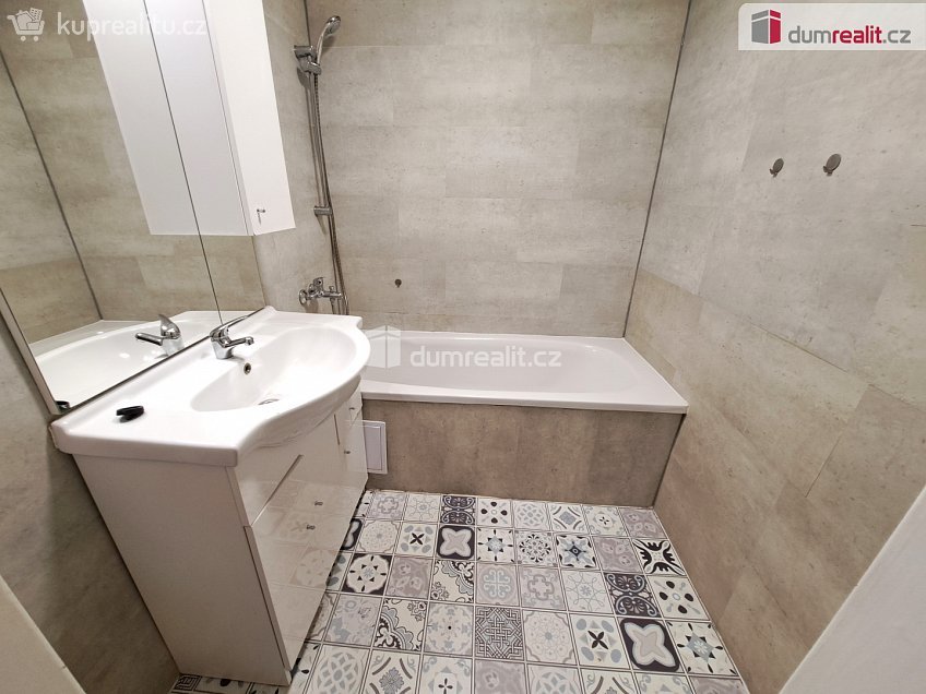 Pronájem bytu 3+1 75 m^2 Keplerova, Ústí nad Labem 