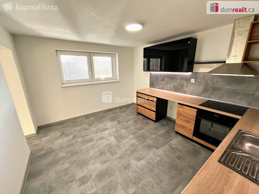 Pronájem bytu 1+1 46 m^2 Potočná, Kunovice 