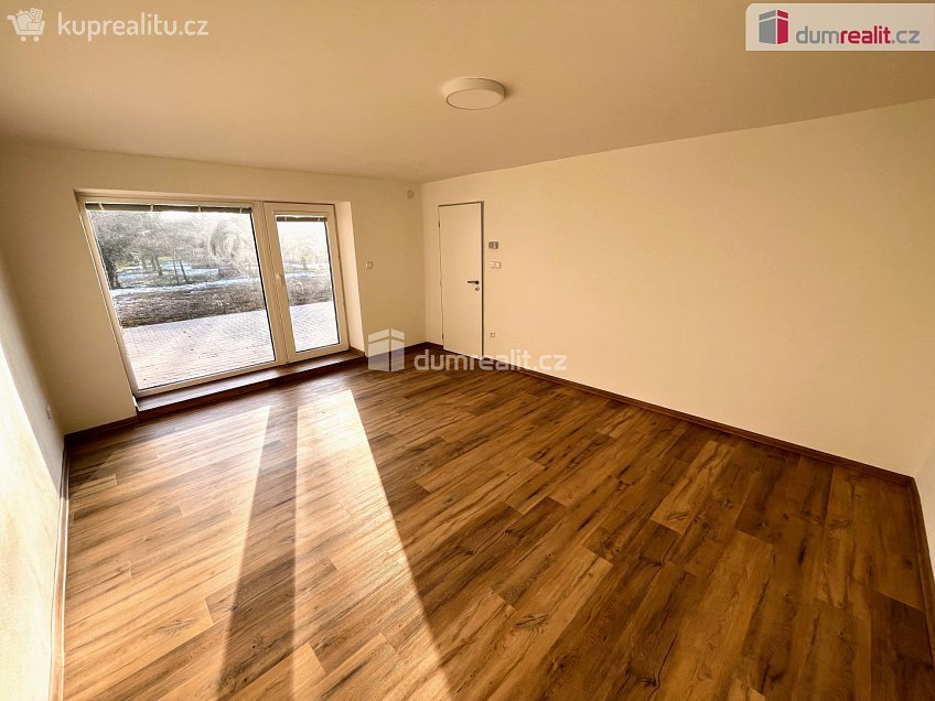 Pronájem bytu 1+1 46 m^2 Potočná, Kunovice 