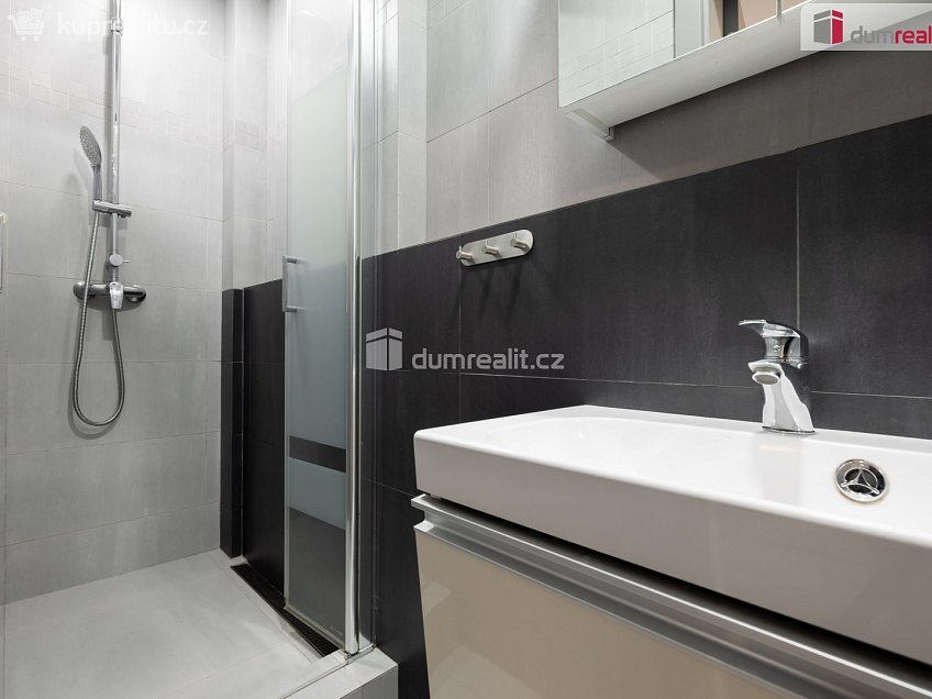 Prodej bytu 2+kk 54 m^2 Zahradníčkova, Praha 5 