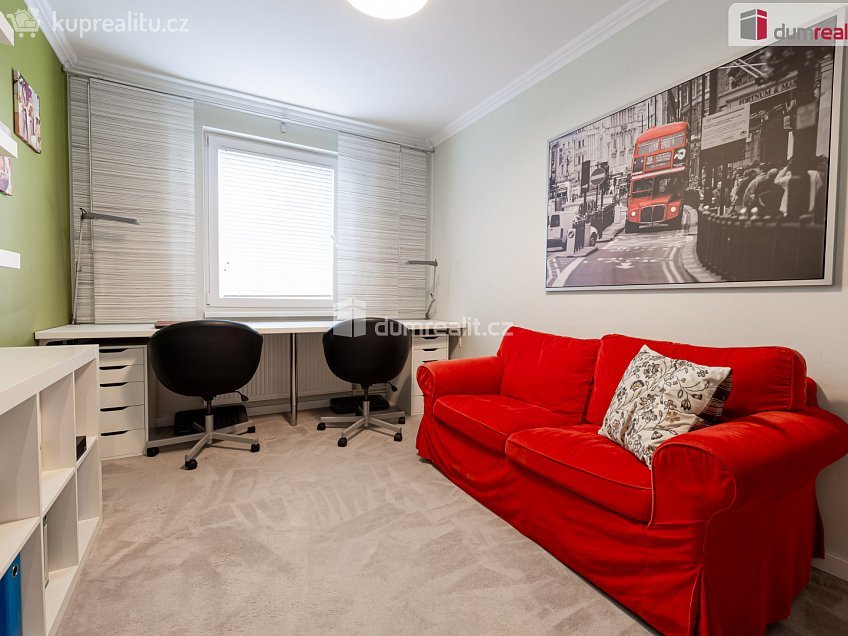 Prodej bytu 4+kk 98 m^2 Ke stadionu, Praha-Čakovice 