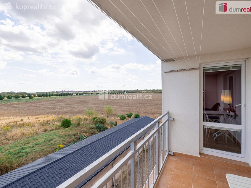 Prodej bytu 4+kk 98 m^2 Ke stadionu, Praha-Čakovice 