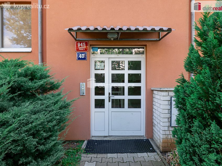 Prodej bytu 4+kk 98 m^2 Ke stadionu, Praha-Čakovice 