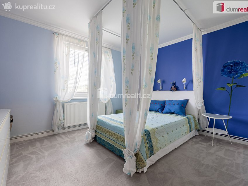 Prodej bytu 4+kk 98 m^2 Ke stadionu, Praha-Čakovice 