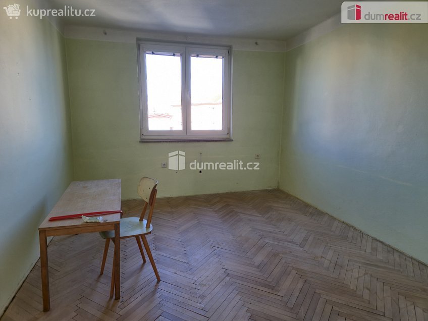 Prodej bytu 2+1 52 m^2 Omlenická, Kaplice 