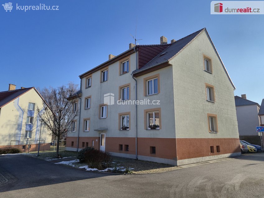 Prodej bytu 2+1 52 m^2 Omlenická, Kaplice 