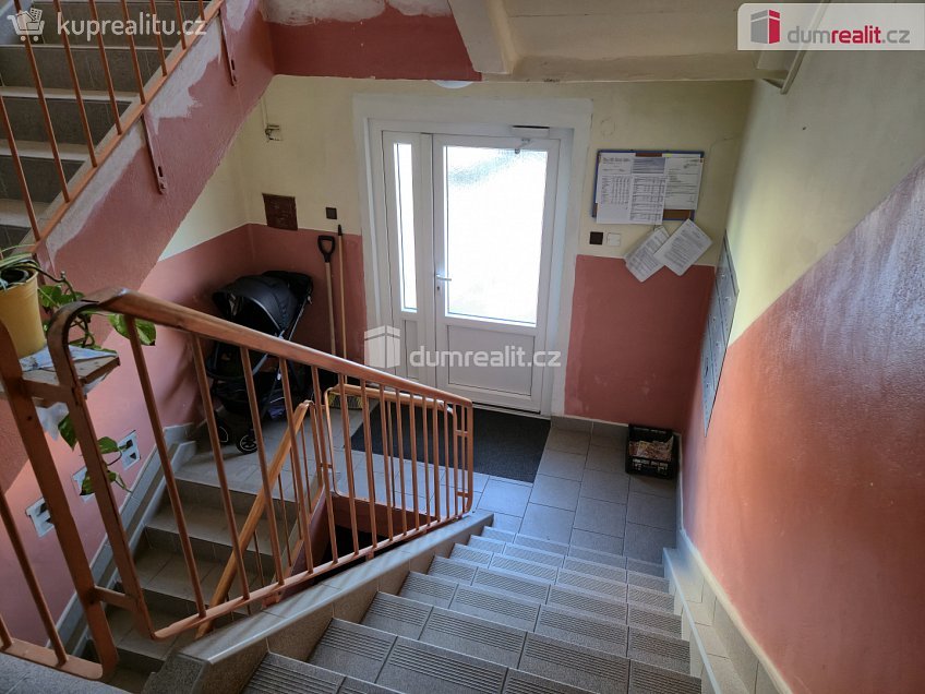 Prodej bytu 2+1 52 m^2 Omlenická, Kaplice 